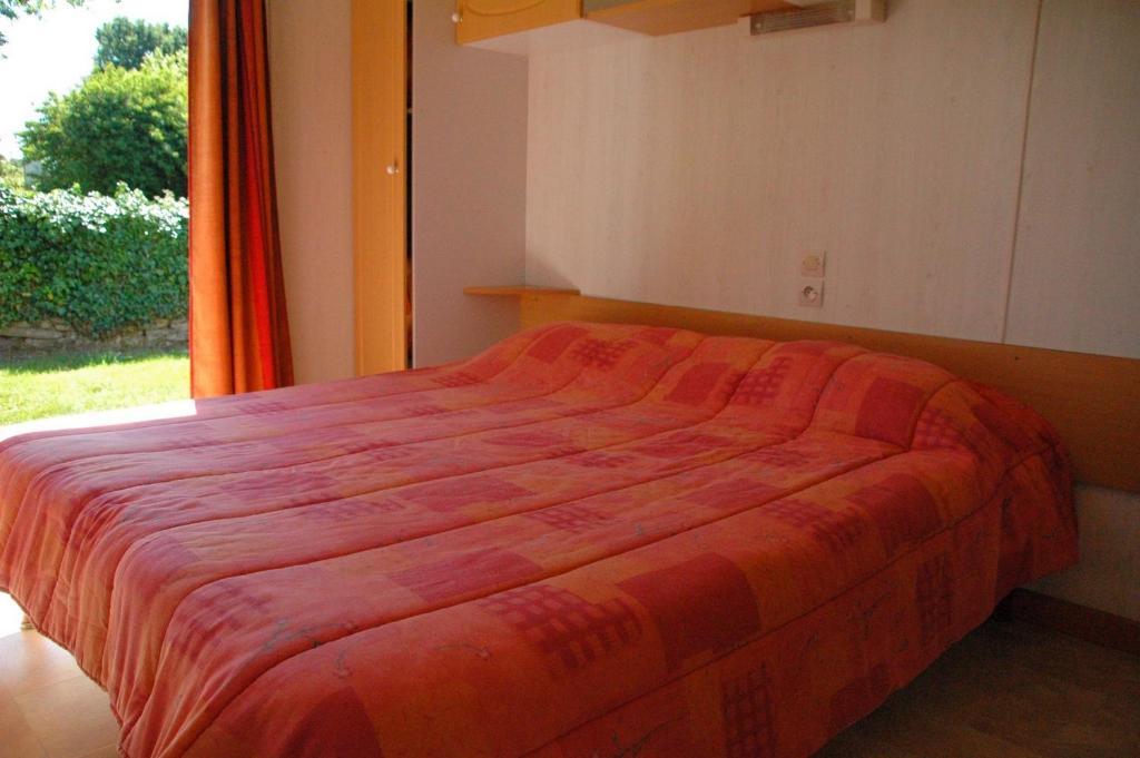 La Lande Du Moulin Hotel Sulniac Room photo